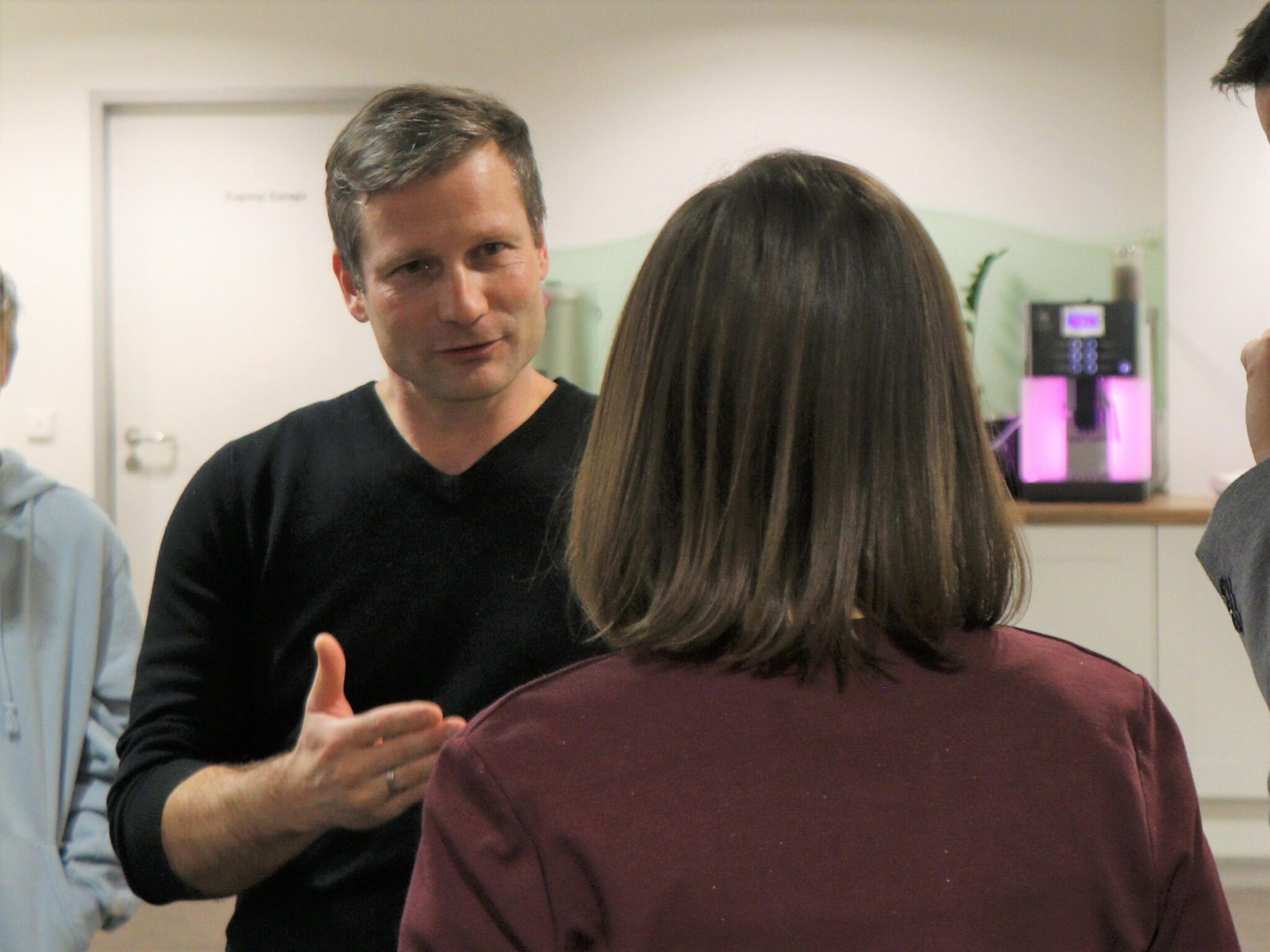 Jochen Höller im Gespräch „Ohne Fragen gibt es keine Entwicklung“ ip